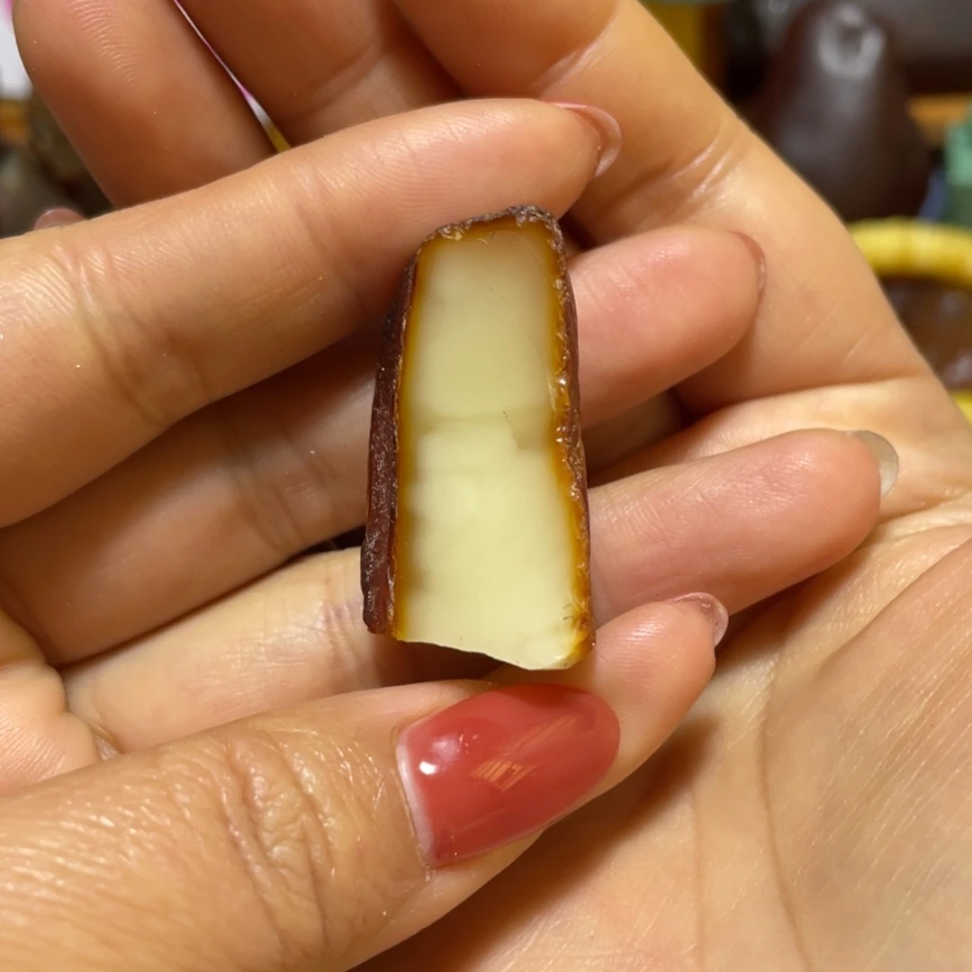 定制琥珀未镶嵌聿****好原石