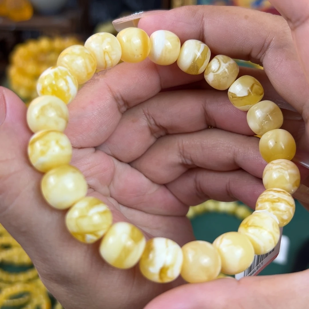 未镶嵌琥珀珠宝奇石