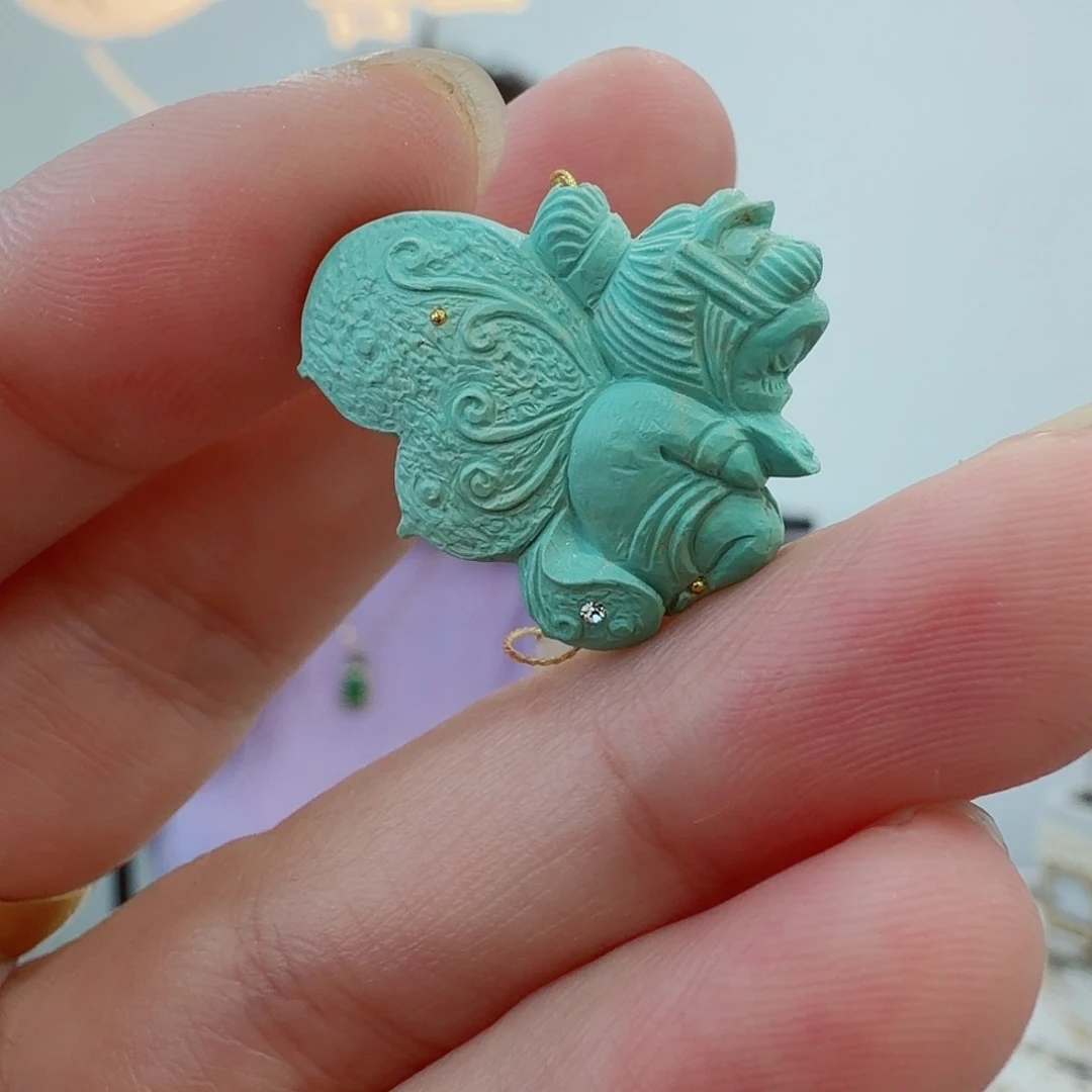 绿松石未镶嵌珠宝奇石