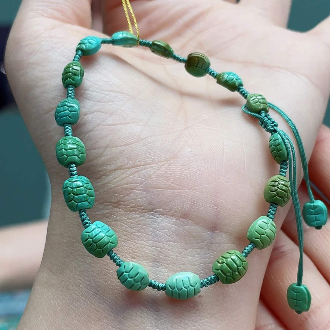 绿松石未镶嵌颈饰