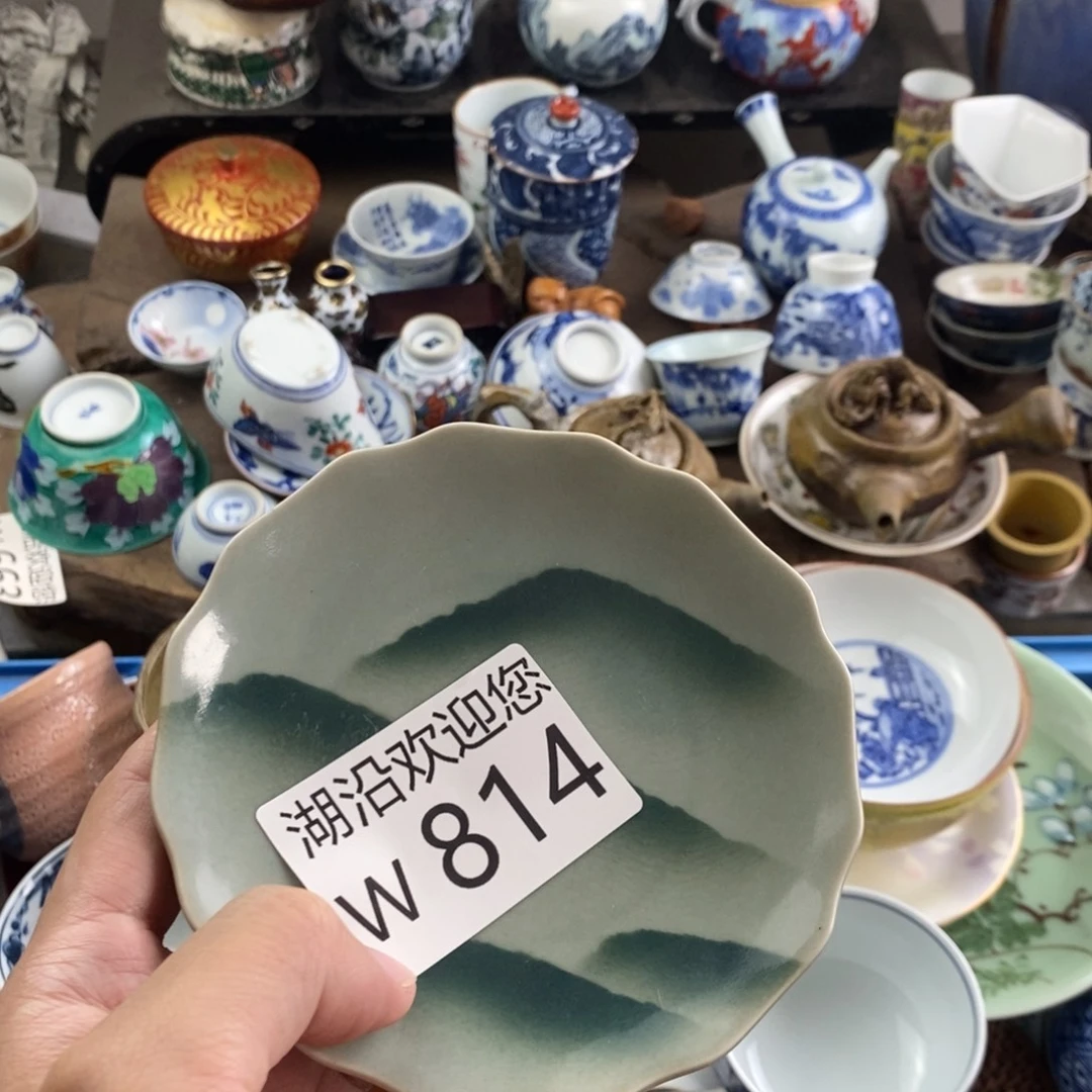 张***观瓷器口，瓷器瓷器的时候