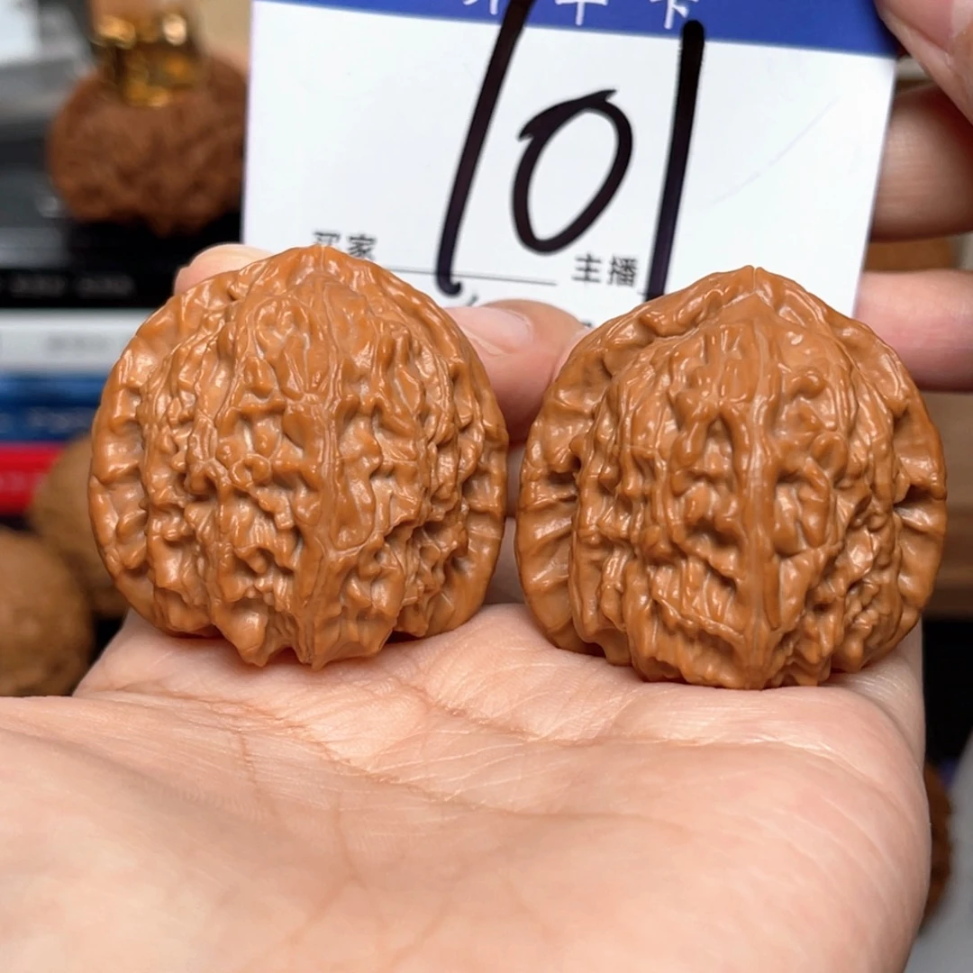 桃核吊坠全品三角白38+尺寸y