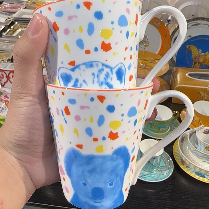 两个马克杯马克杯