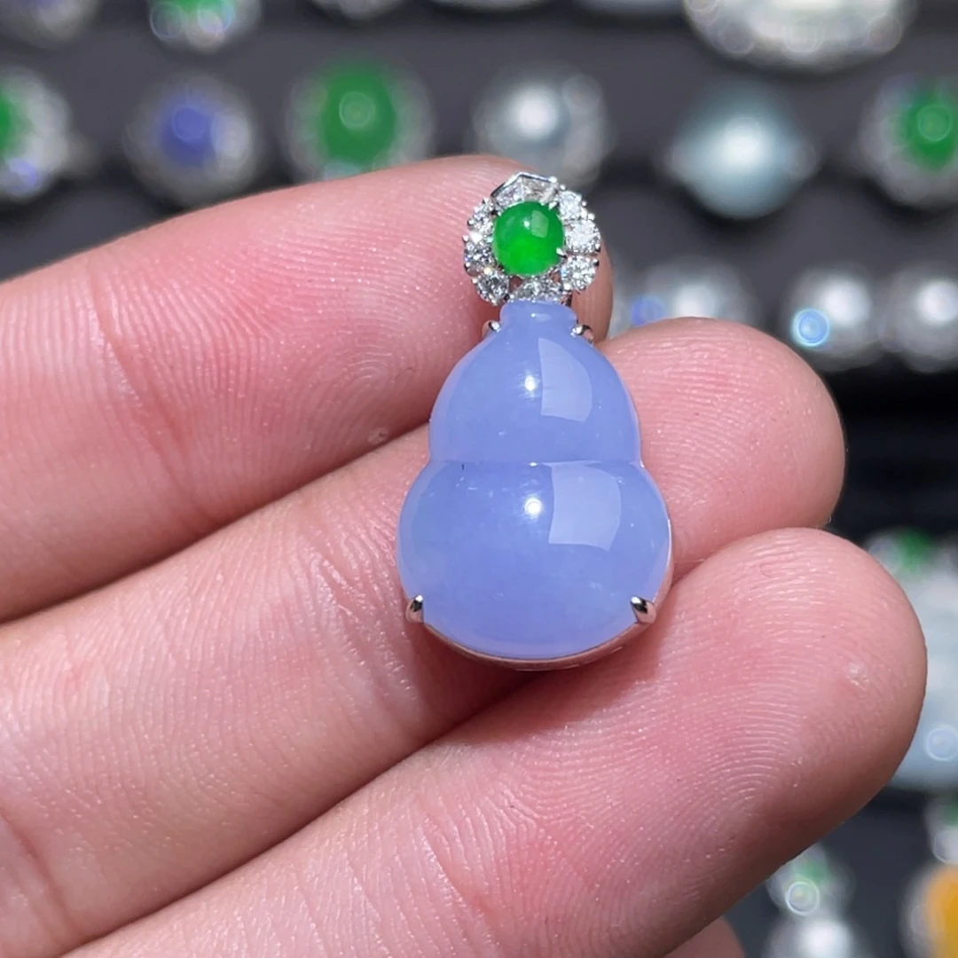 翡翠18K金镶嵌项链