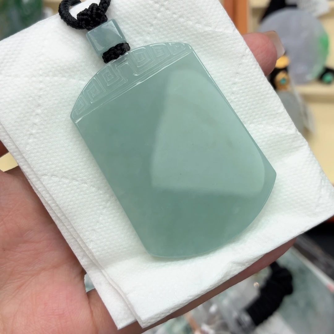 翡翠未镶嵌颈饰缅甸Ａ货翡翠挂件