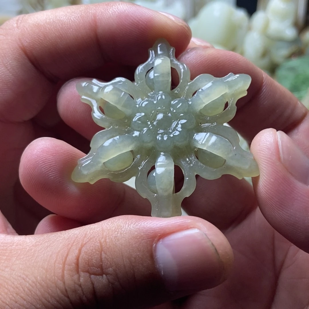 和田玉未镶嵌挂件