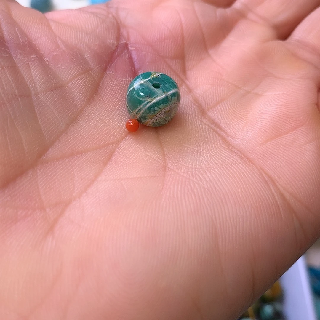 南红玛瑙未镶嵌珠宝奇石