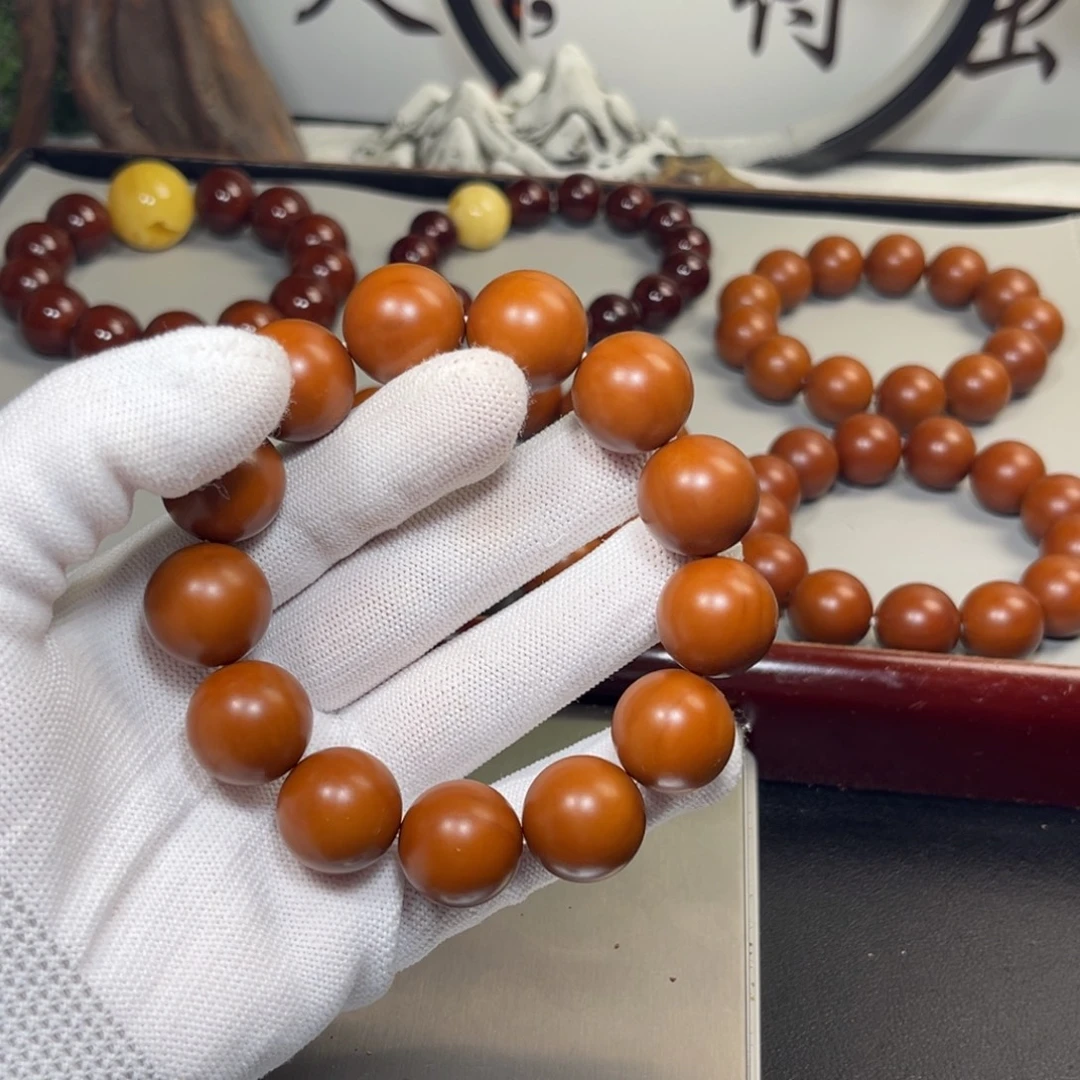 观***涛橄榄核吊坠1.8树王铁核精品