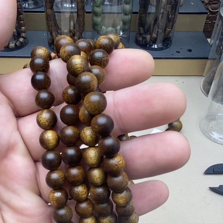 沉香沉香碎屑海南野生猫眼莺歌绿0.8