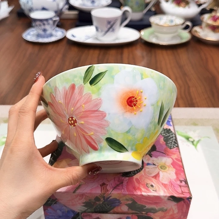 瓷片杯子杯子杯子水杯杯子水杯