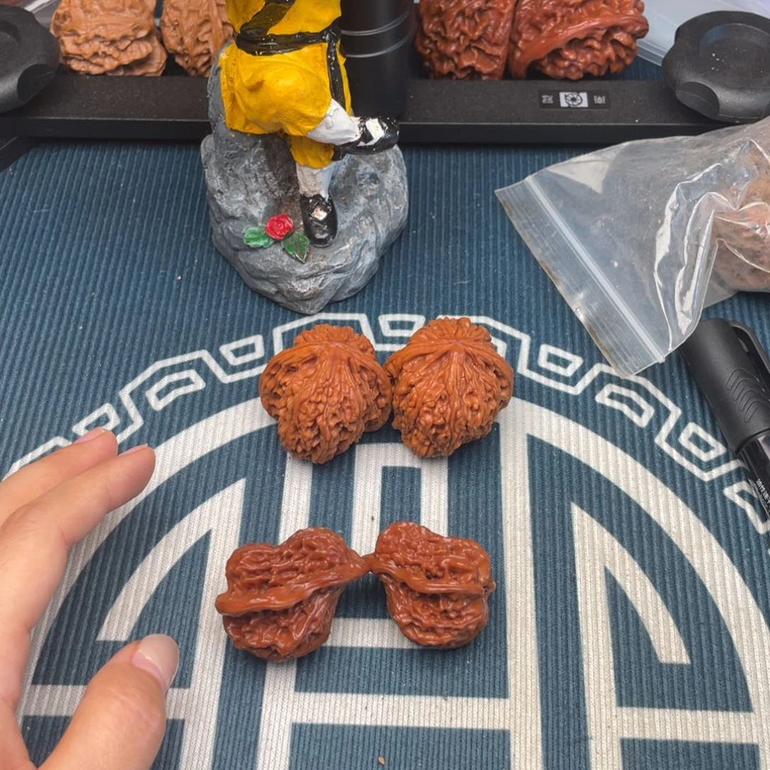 把件文玩核桃抱*?2对