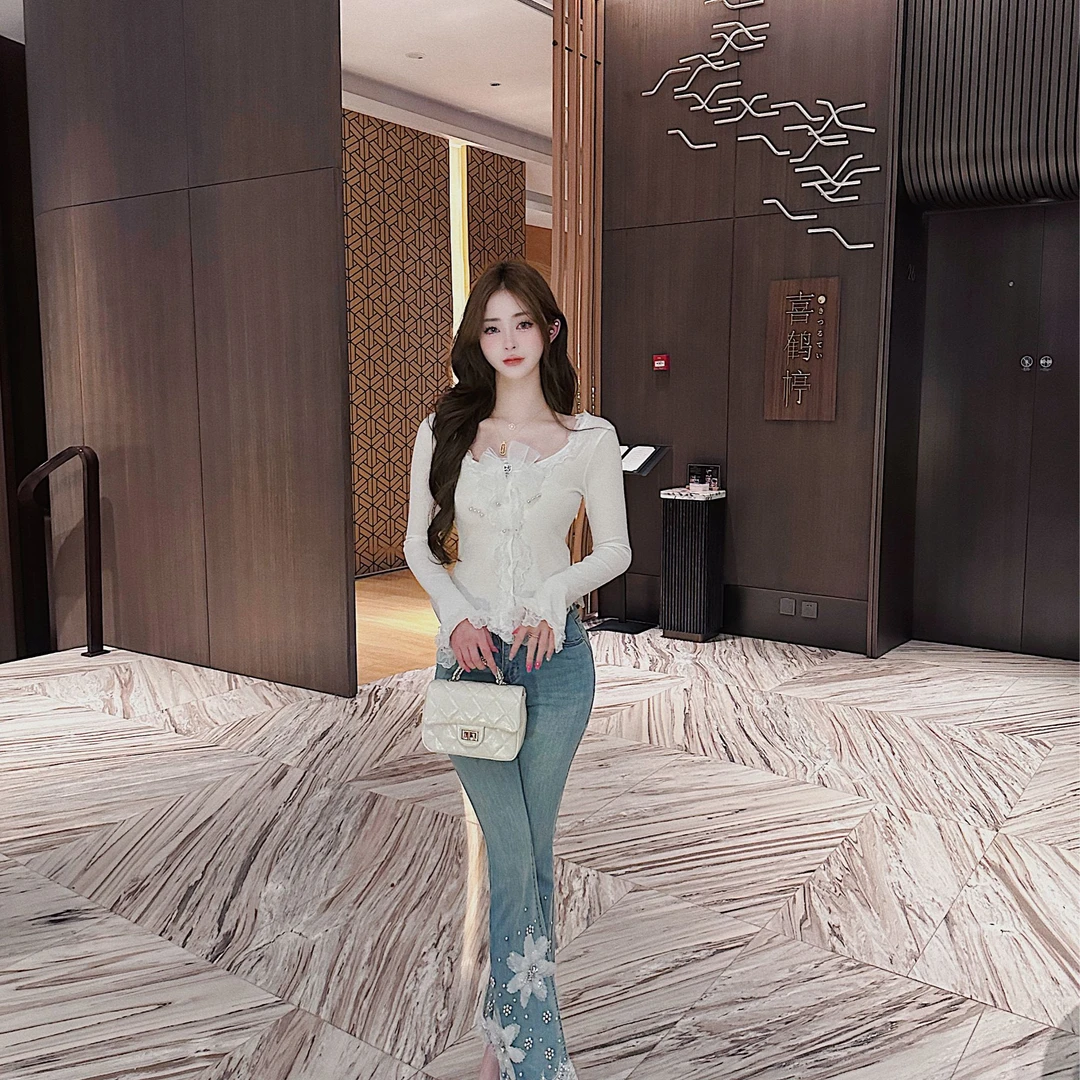 【一眼万年】氛围感韩系蕾丝打底内搭长袖XS40770