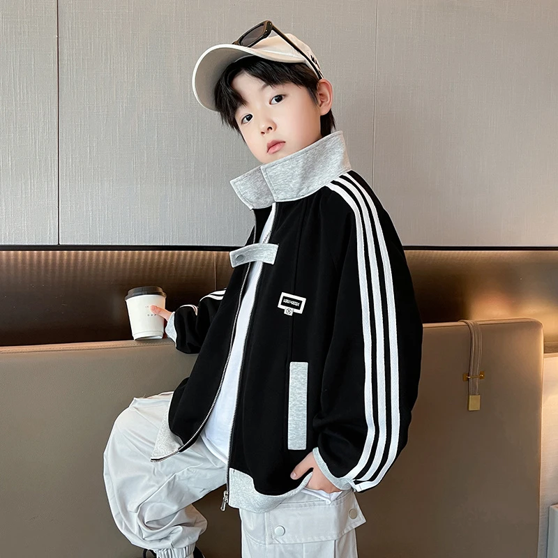 男童外套春秋款2025新款中大童洋气翻领夹克儿童春季帅气韩版潮衣