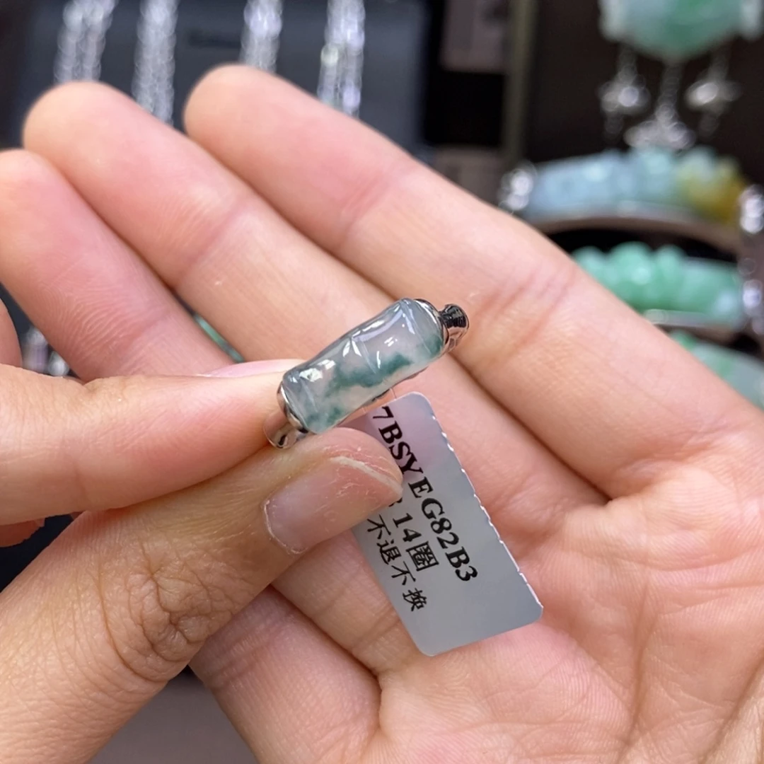 颈饰银S925镶嵌翡翠16737