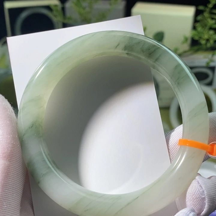 ****天石英岩玉手镯未镶嵌