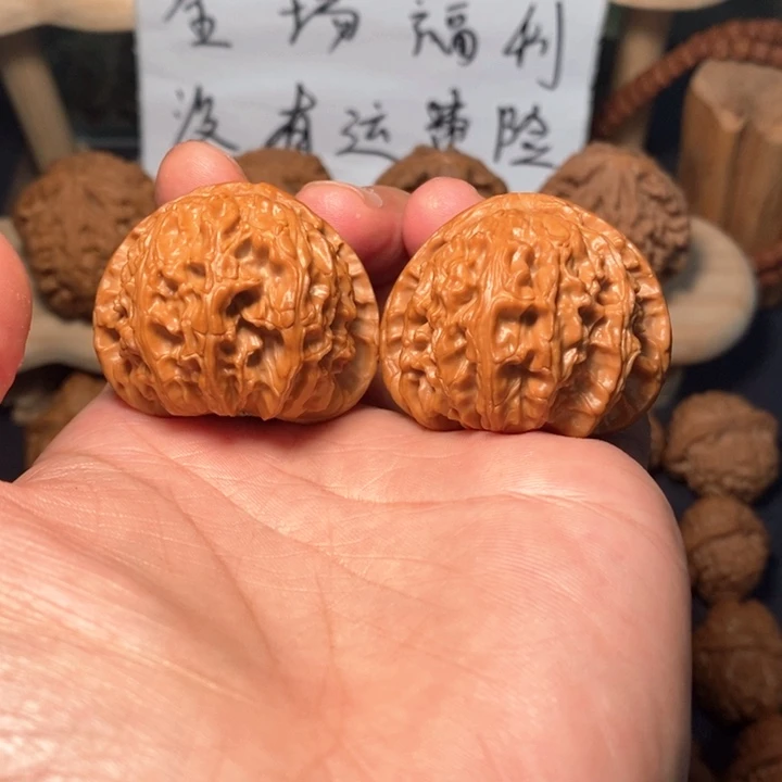 o***文玩核桃把件白狮子