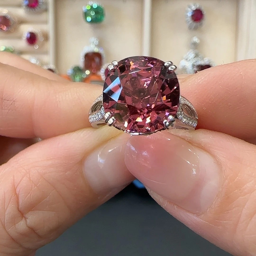 碧玺戒指18K金镶嵌8.85ct