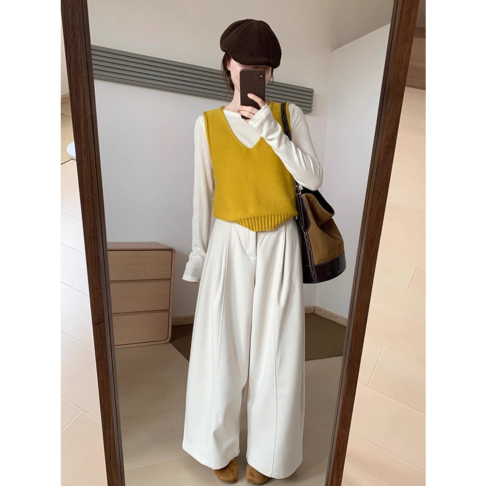 韩系V领三件套针织马甲背心女内搭打底上衣外搭独特罩衫裤子套装