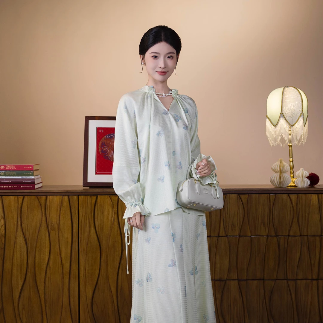 华裳格可水洗的杭罗【兰舞】新中式人类非遗花边领杭罗套装HS1482