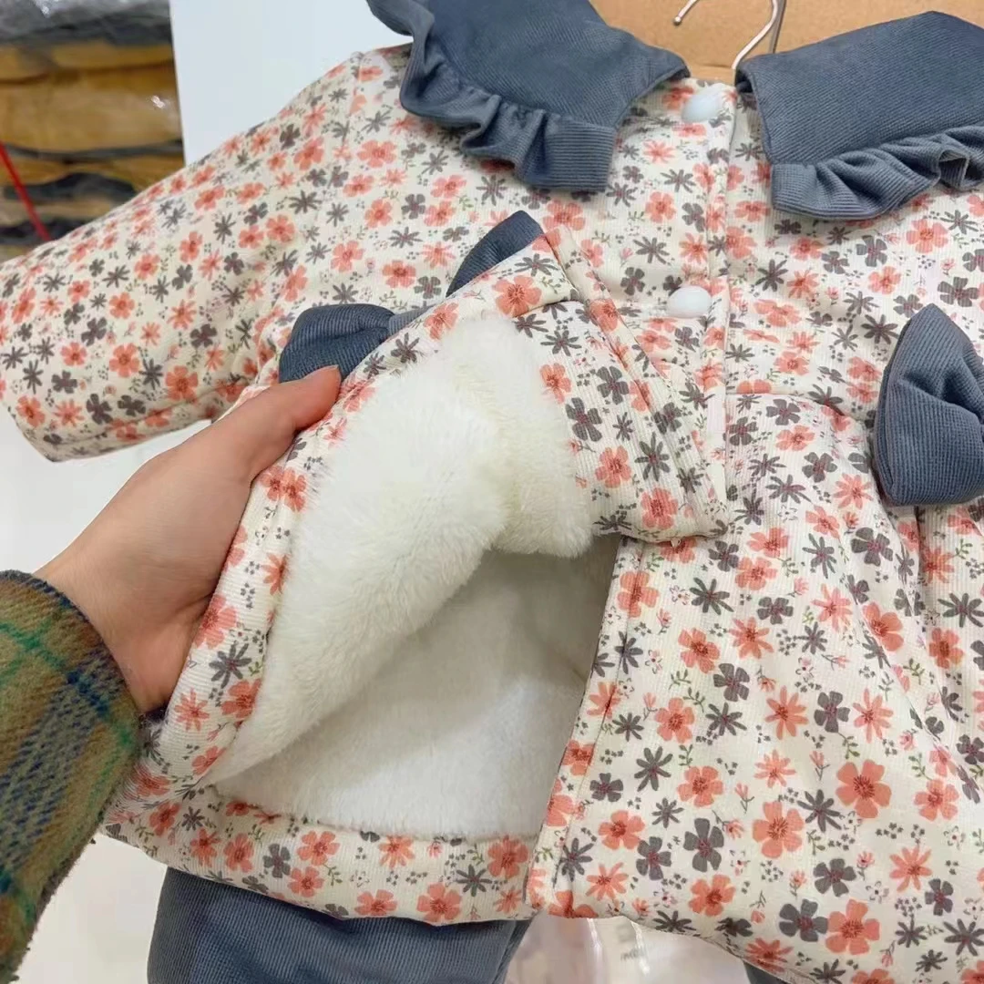 小童保暖家居服儿童宝宝翻领三层加绒加厚碎花冬季套装