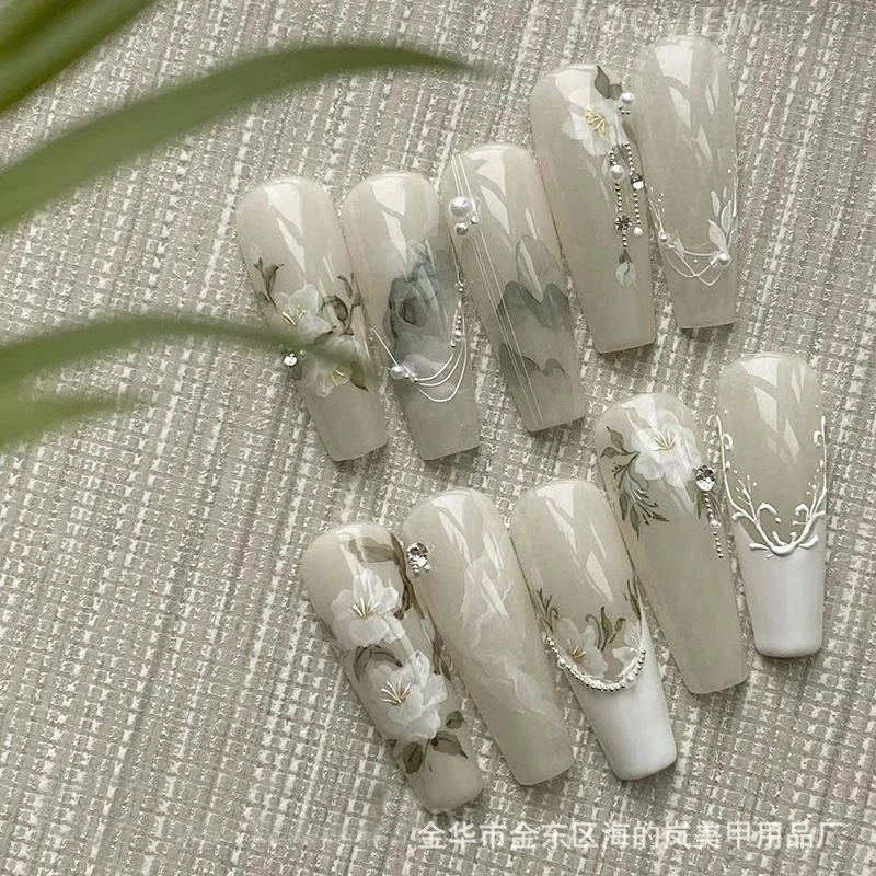 高级感穿戴甲片国风手绘画山茶高质量穿戴甲片推荐202新款穿戴甲