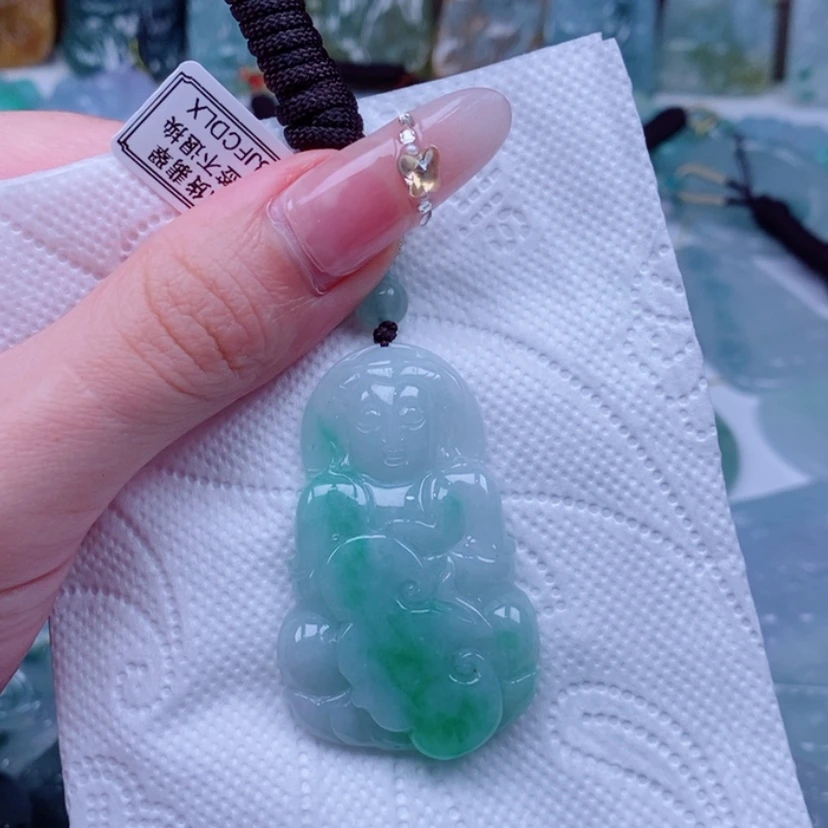 【闪购商品】颈饰未镶嵌翡翠M****°