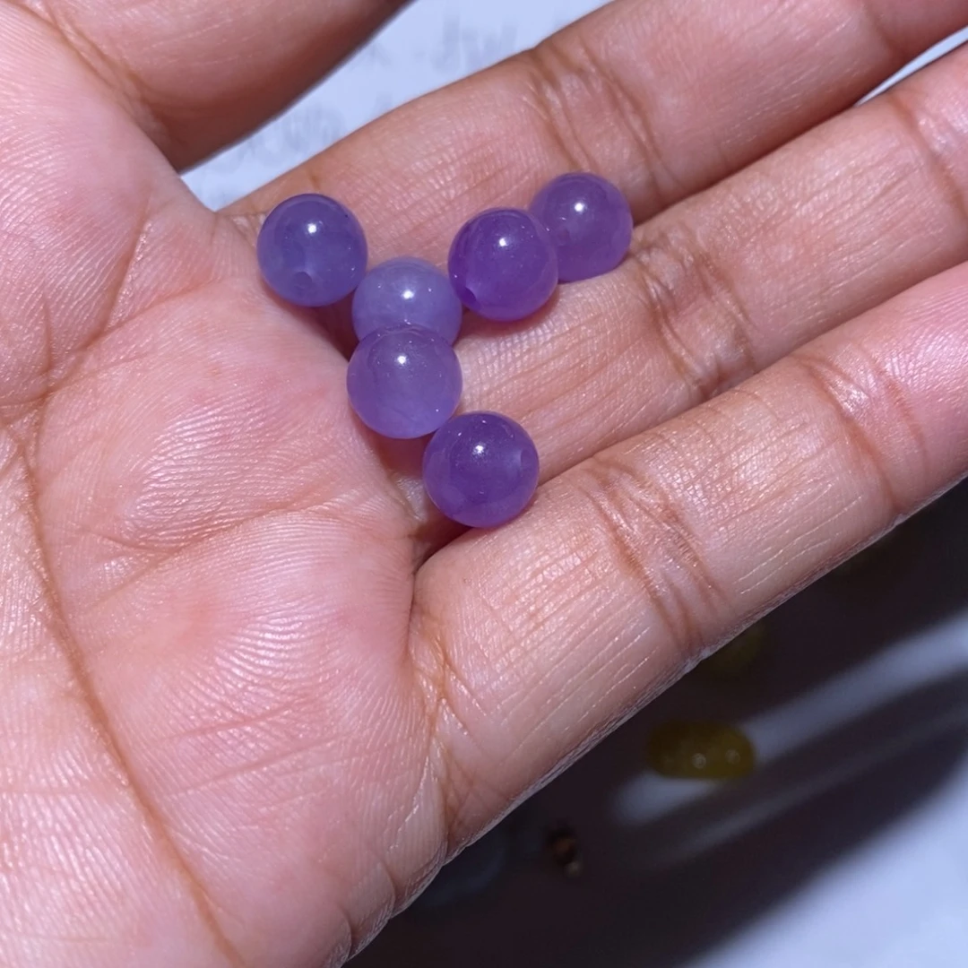 颈饰未镶嵌翡翠只****︶