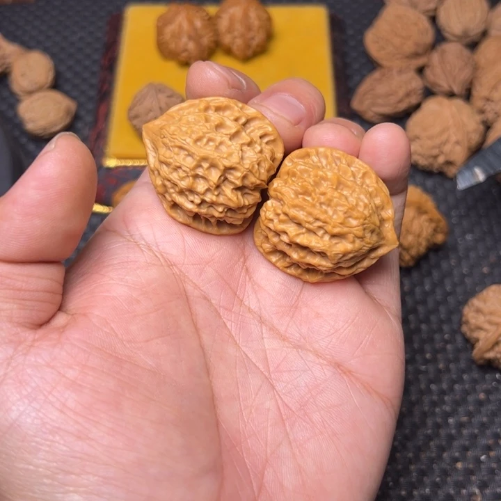 吊坠文玩核桃天罡星