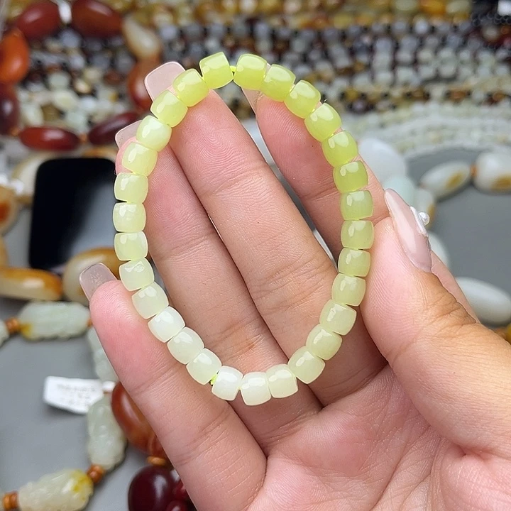 和田玉（糖玉）未镶嵌手链