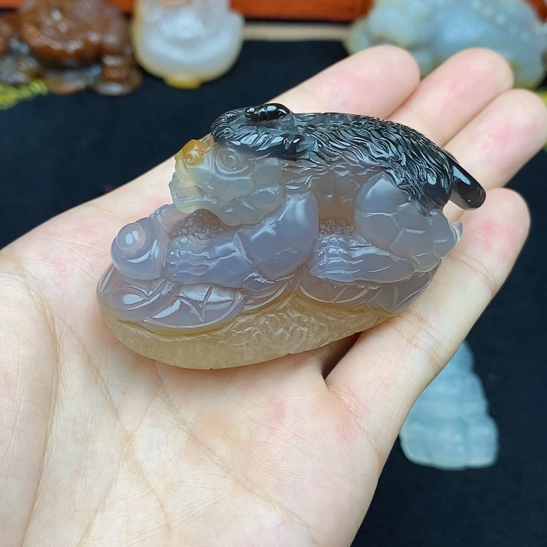 玛瑙/玉髓未镶嵌珠宝奇石