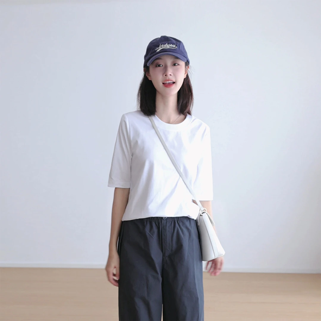 极简上衣圆领T恤女五分中袖正肩棉质后缝线通勤宽松休闲叠穿白t