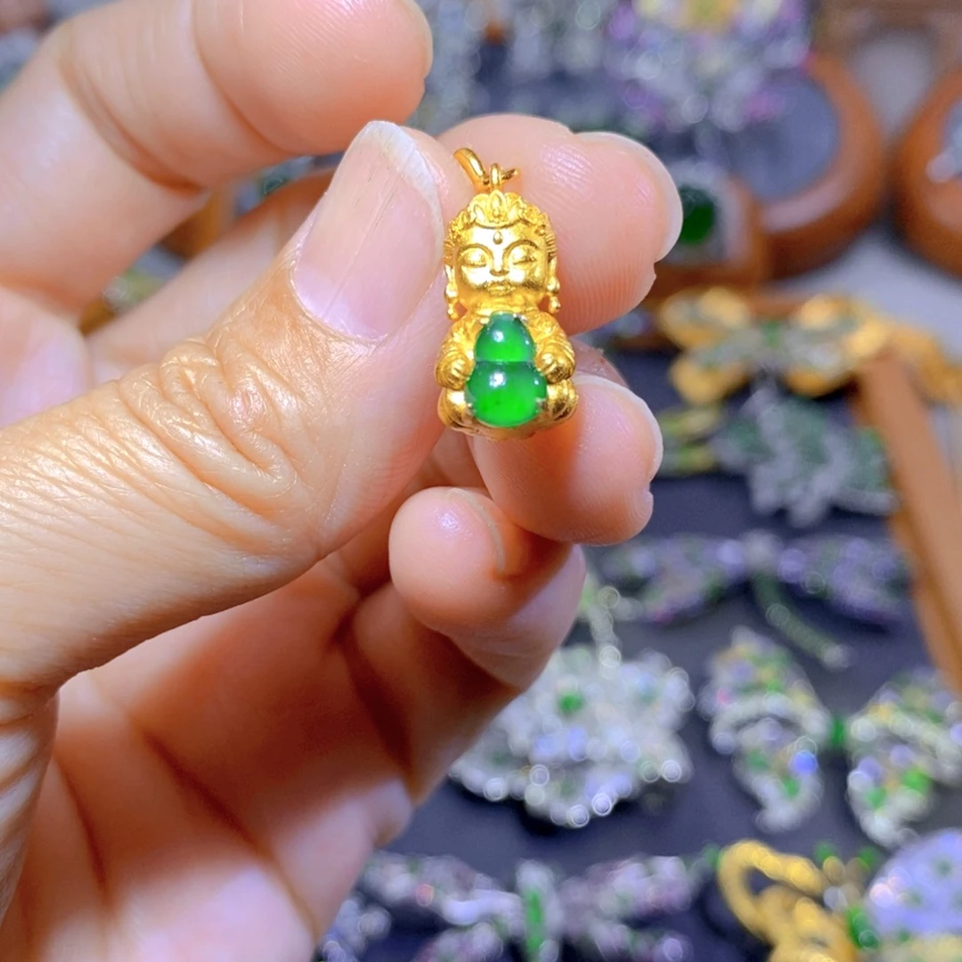 翡翠颈饰银S925镶嵌天然翡翠