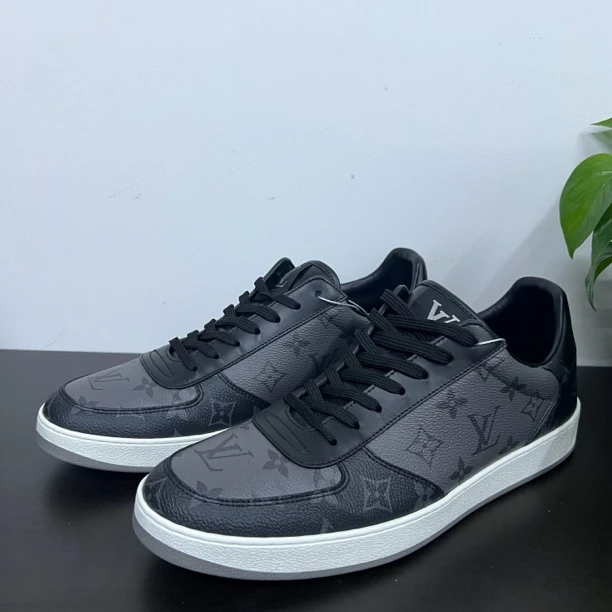 95新 LouisVuitton/路易威登 40.5欧码黑灰老花lv板鞋/时尚/百搭