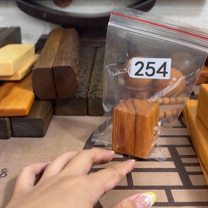 z***c木奶香木料制作工艺
