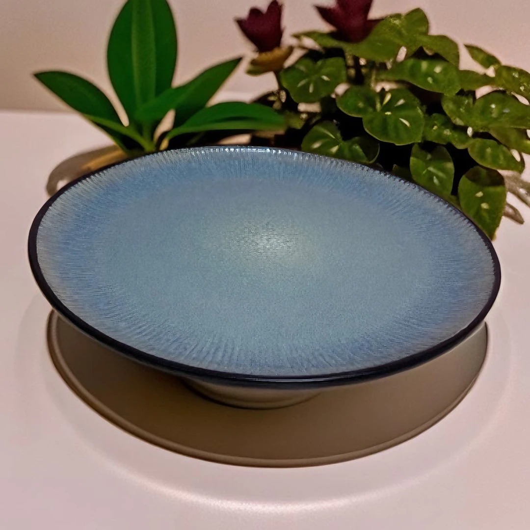 259默认微瑕异型窑变浅蓝大盘10.5英寸黑色陶瓷盘子26.67cm菜盘