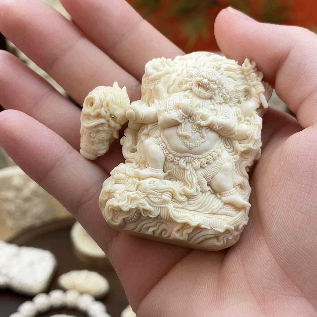 宝***儿猛犸象牙雕刻牌子
