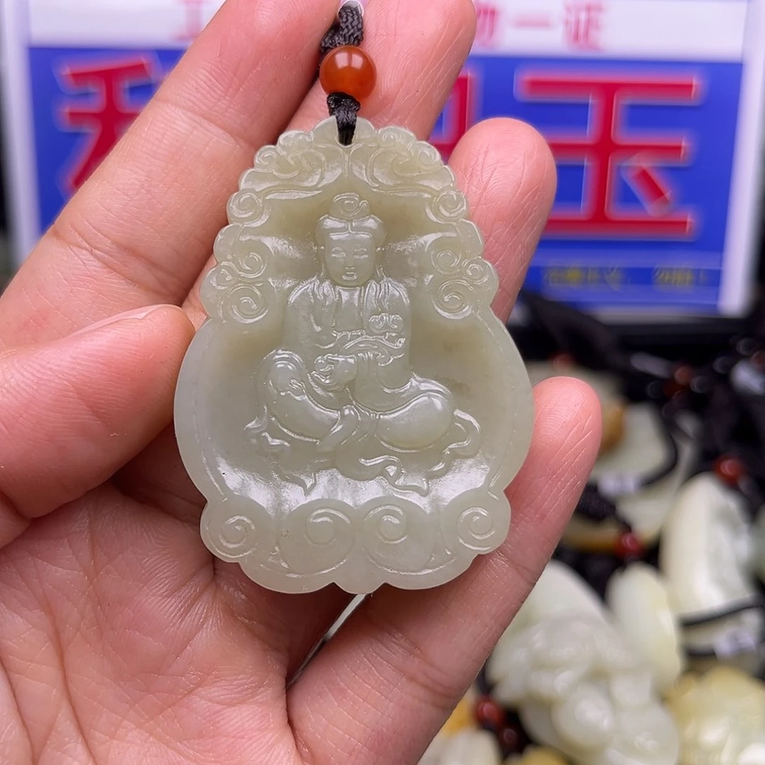 颈饰未镶嵌和田玉