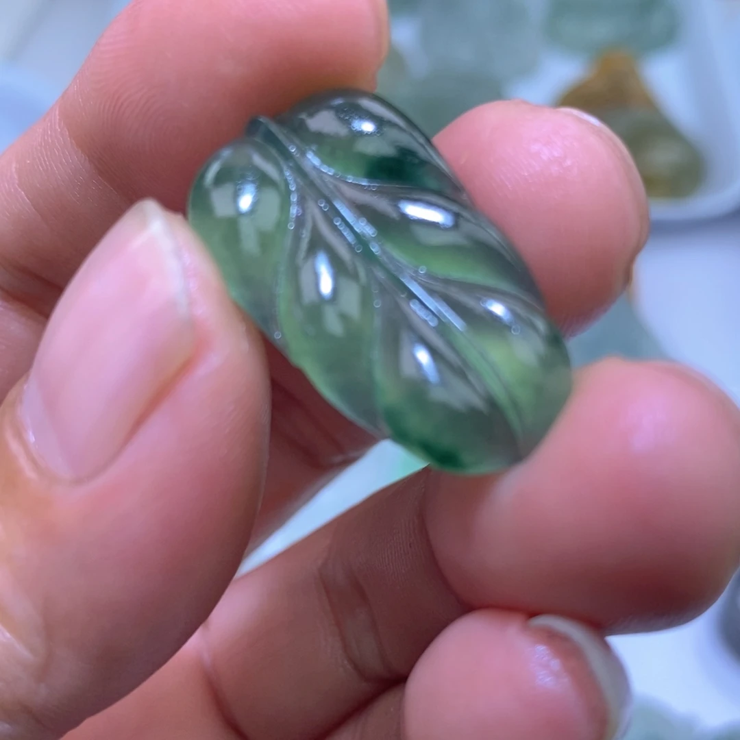 定制翡翠未镶嵌叶子