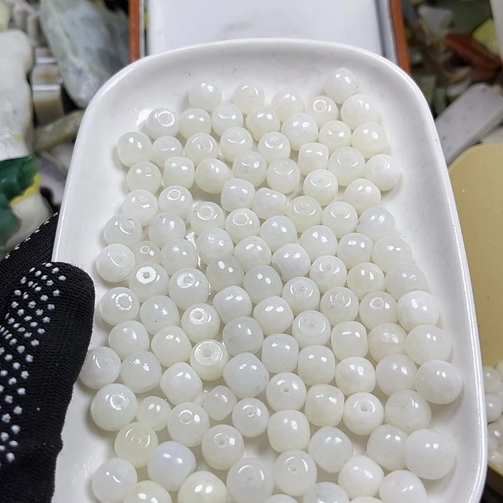 和田玉未镶嵌珠宝奇石