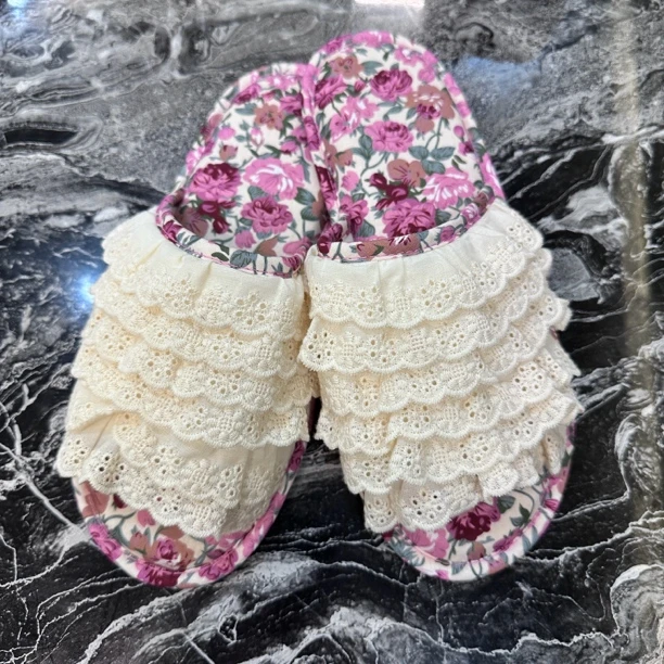 【树下优品】韩系布艺蕾丝拖鞋橡胶防滑底纯色碎花家居拖鞋