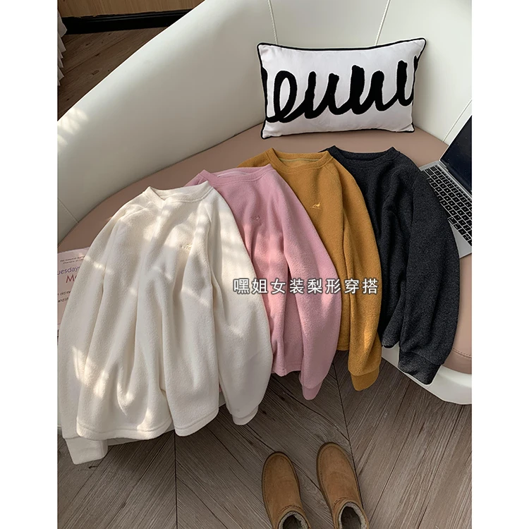 【火炉】圆领软糯亲肤小鹿刺绣双面绒宽松显瘦保暖内搭长袖上衣