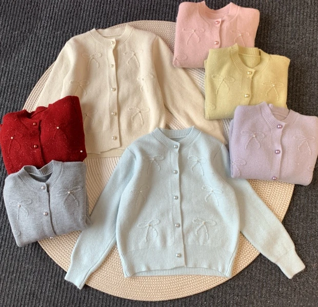 【千金坊】冬季新款高品质设计款百搭减龄时尚款开衫两穿毛衫