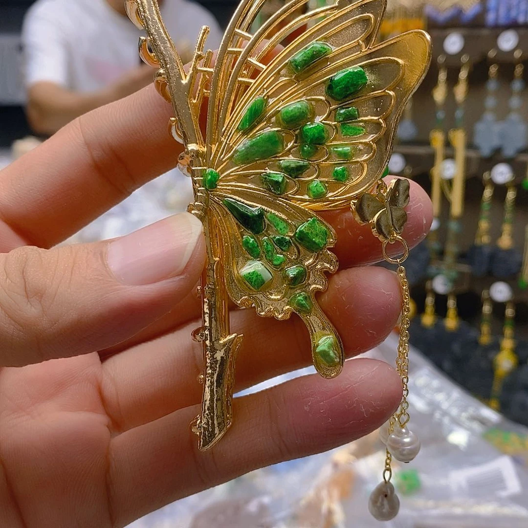 翡翠合金耳饰翡翠
