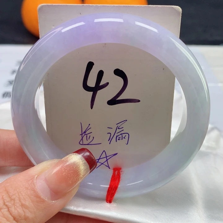 翡翠手镯未镶嵌爱****蜂天然翡翠55圈口