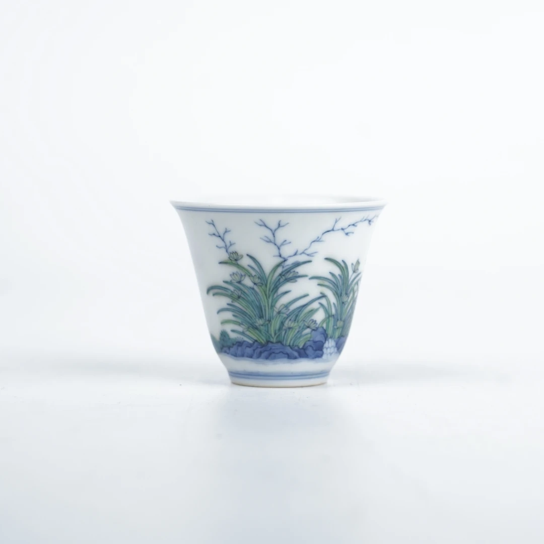 Lot034斗彩兰花杯