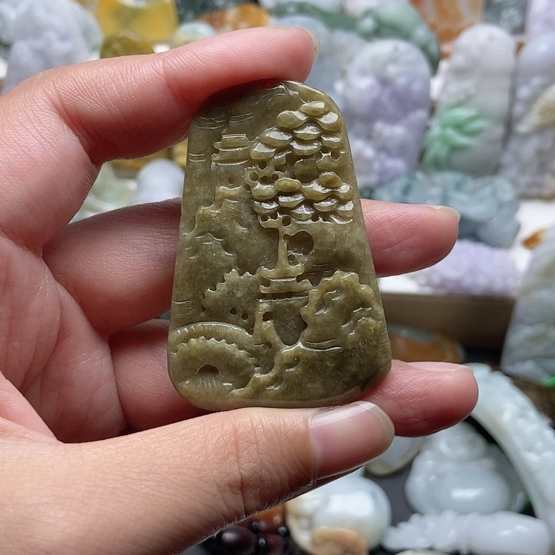 翡翠未镶嵌颈饰翡翠