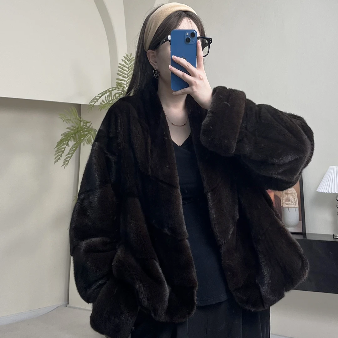 貂之韵579丨新款上新V领斜排挽袖水貂外套精致时尚貂皮大衣