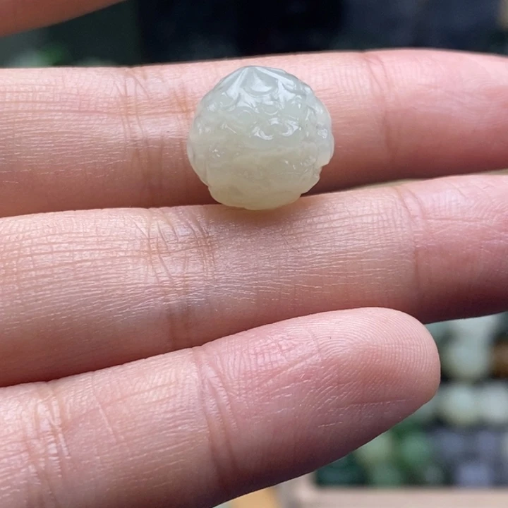 未镶嵌和田玉（糖玉）珠宝半成品