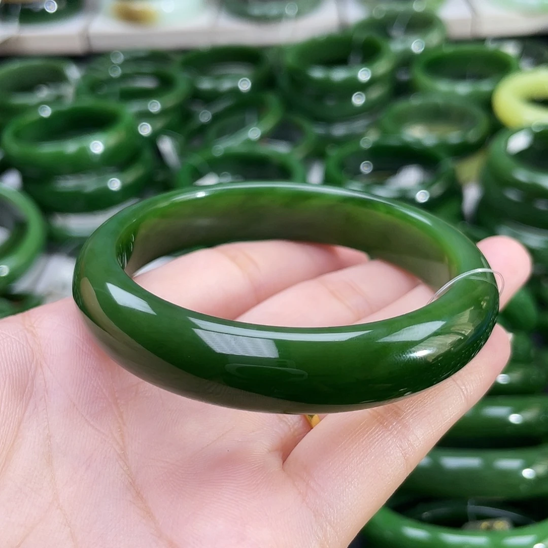 和田玉（碧玉）手镯未镶嵌