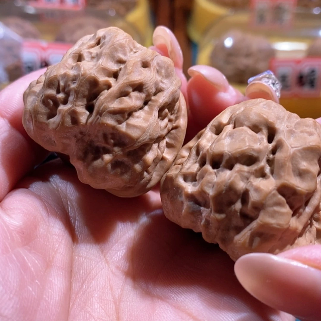 【闪购商品】文玩核桃吊坠肌肉蛙